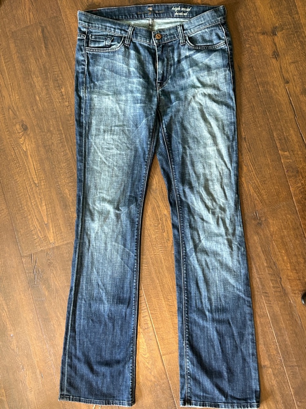 7 For All Mankind Men's Light-to-Mid Blue Bootcut Jeans